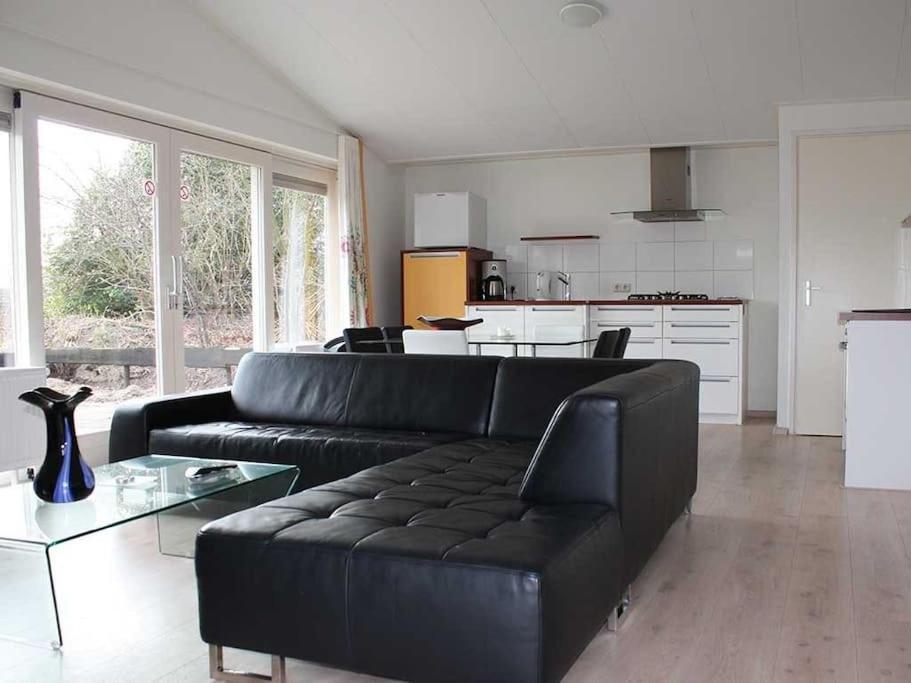 Saevis Tranquillus In Undis In De Ijsvogel Villa Diffelen Exterior photo